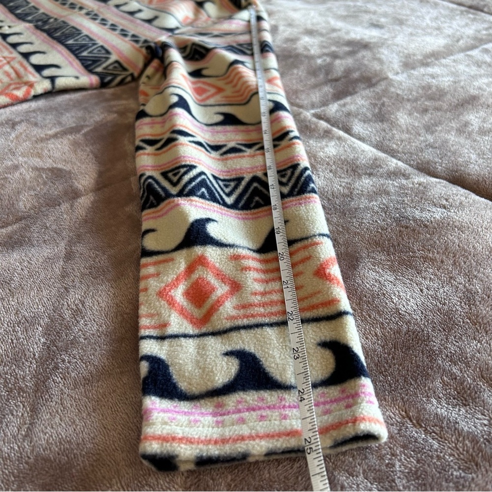 O'Neill Cream and Black Patterned Quarter Zip-Up women’s Small Hoodie Sweater - Picture 8 of 10